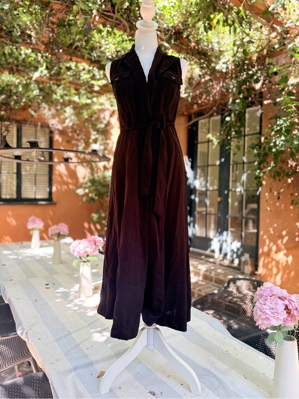 Banana Republic Black Sleeveless Tie-Waist Midi Shirt Dress